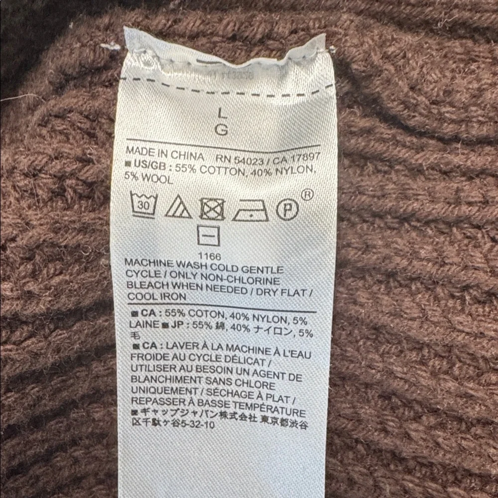 Banana Republic. Men's Gray, White, and Brown Sweater